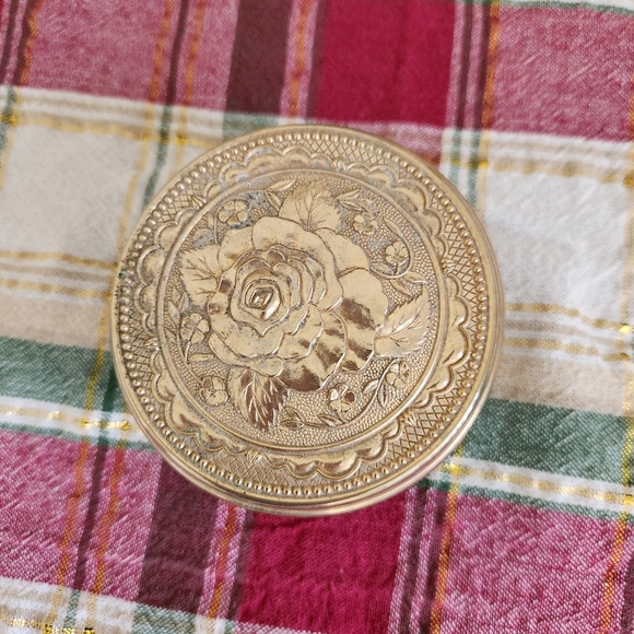 VTG Vanity Powder Dish Glass Crystal & Mirror Lid with Rose Pattern HP 3.5"x2" - Picture 3 of 6